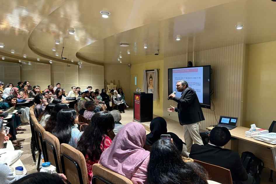 AUW workshop explores links between health, environment and disasters