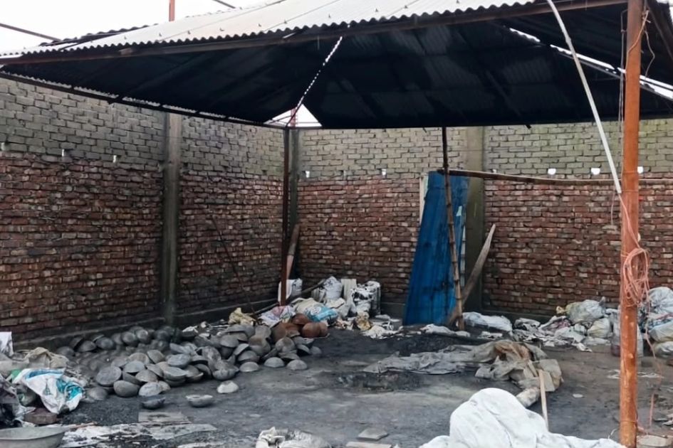 Barguna shuts illegal lead recycling factory over pollution