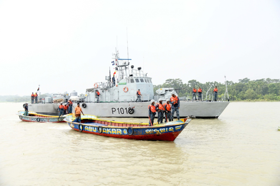 Bangladesh Navy deploys nationwide patrols for hilsa protection