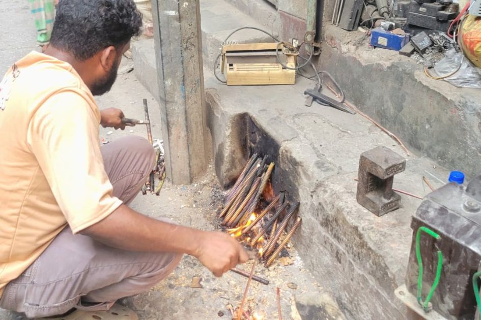 Dhaka’s e-waste boom exposes toxic risks behind digital progress
