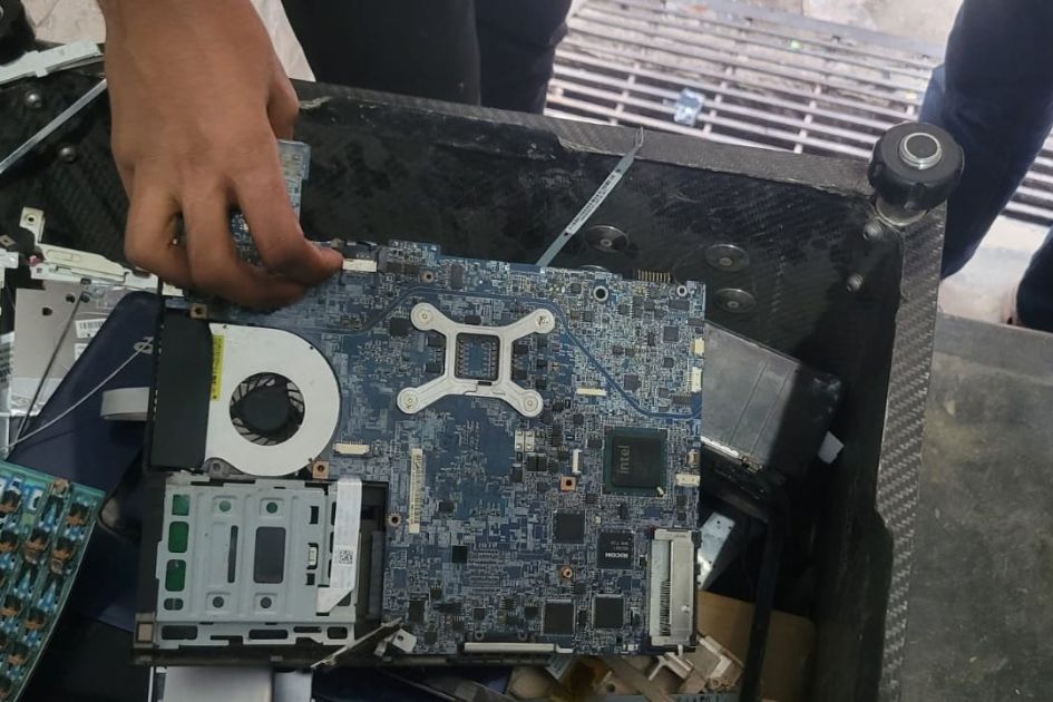 Dhaka’s e-waste boom exposes toxic risks behind digital progress