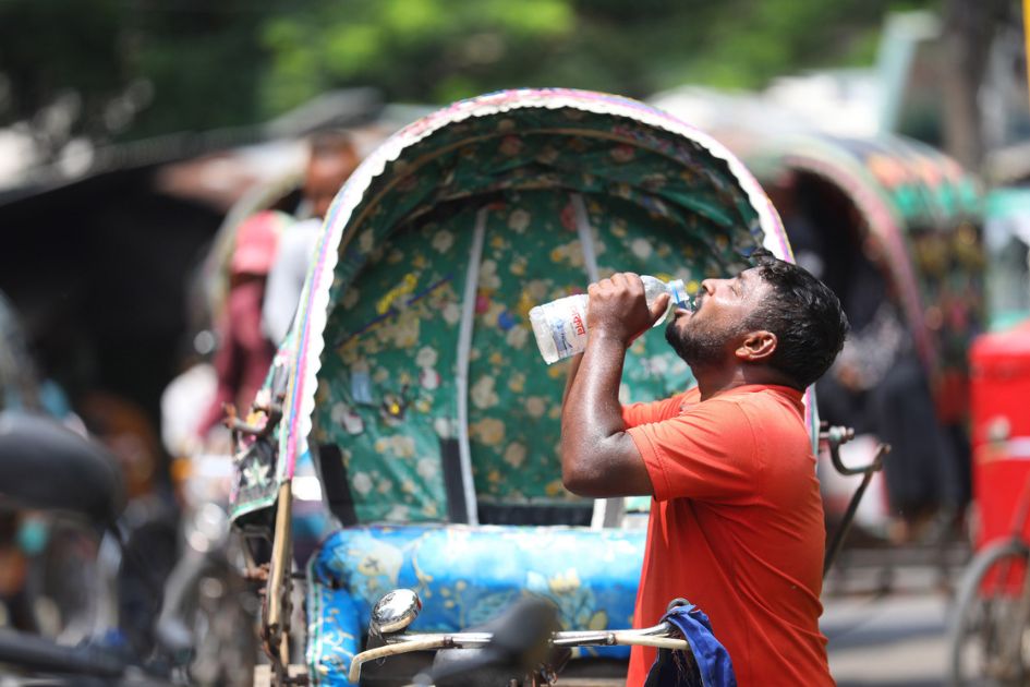 Heatwave grips Chuadanga as scorching temperatures disrupt daily life