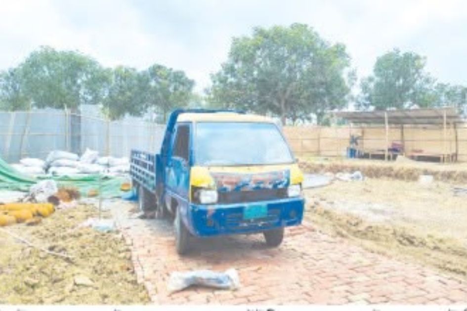 Illegal lead recycling threatens Chapainawabganj farmland