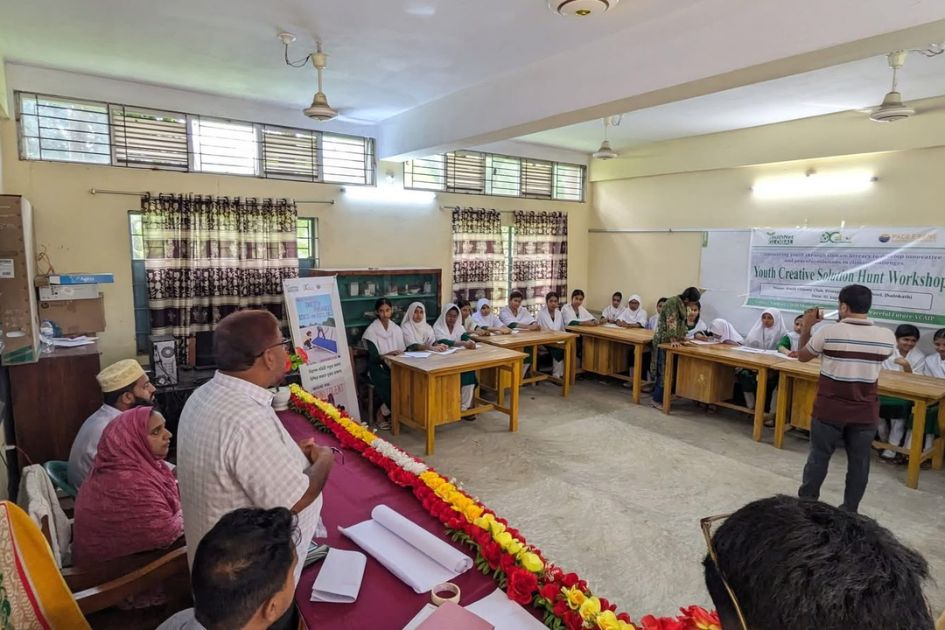 Jhalakathi students explore climate solutions through peacebuilding