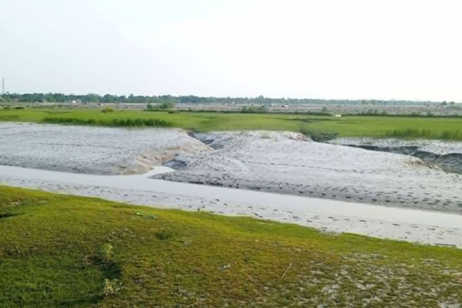Kobadak River choked by silt despite $97m restoration efforts