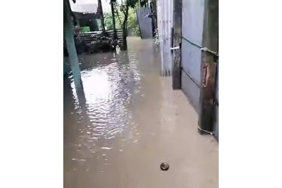 More than 200 homes flooded in Sitakunda as residents blame Abul Khair Steel Mill