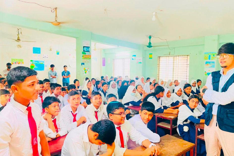 Youth leadership and climate literacy workshop held in Bangladesh
